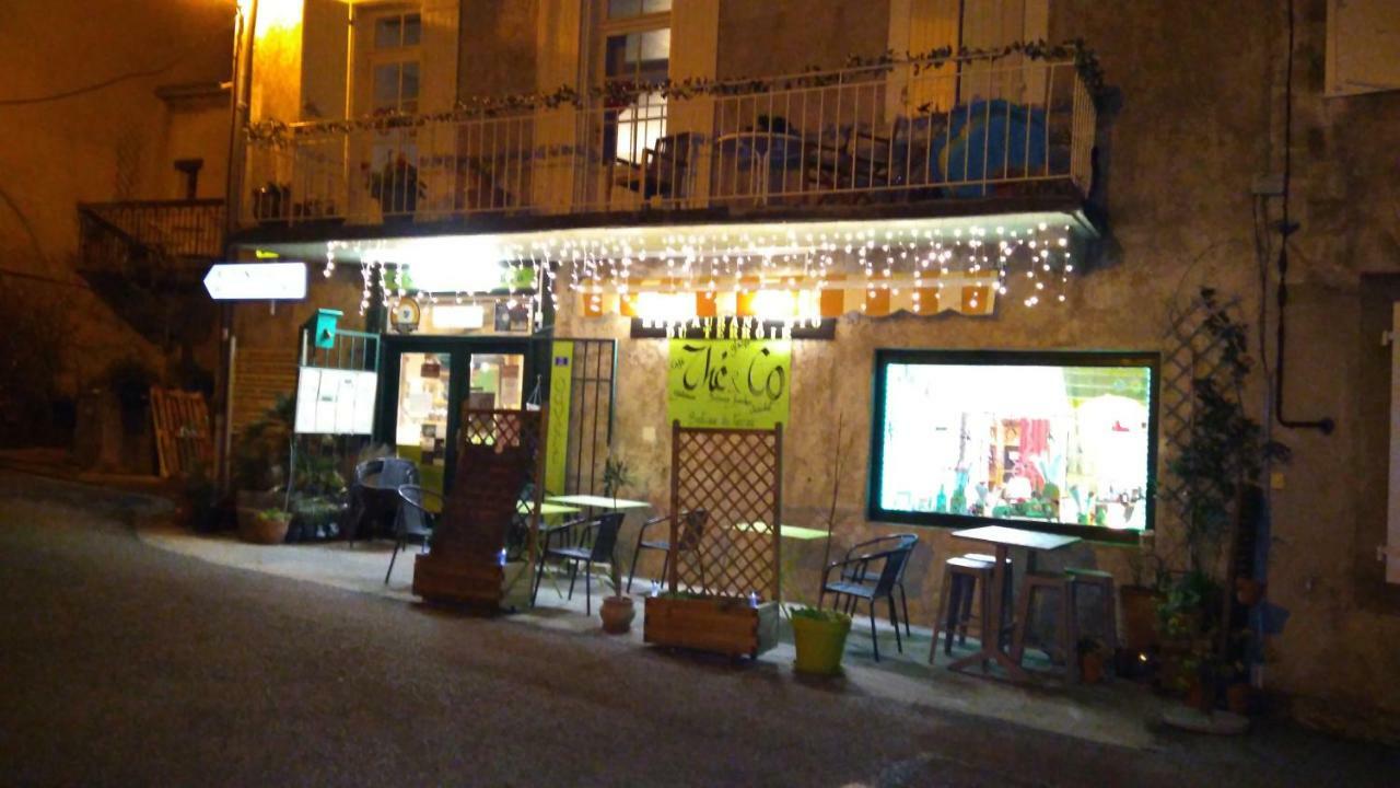 Maison Au Village Du Livre Montolieu Exteriör bild